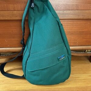 Vintage LL BEAN Ameribag Healthy Back Green Kidney-Shaped Crossbody Backpack